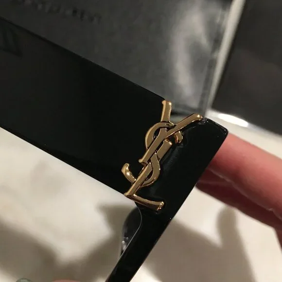 Saint Laurent Black Sunglasses SL M94 - Picture 6 of 9